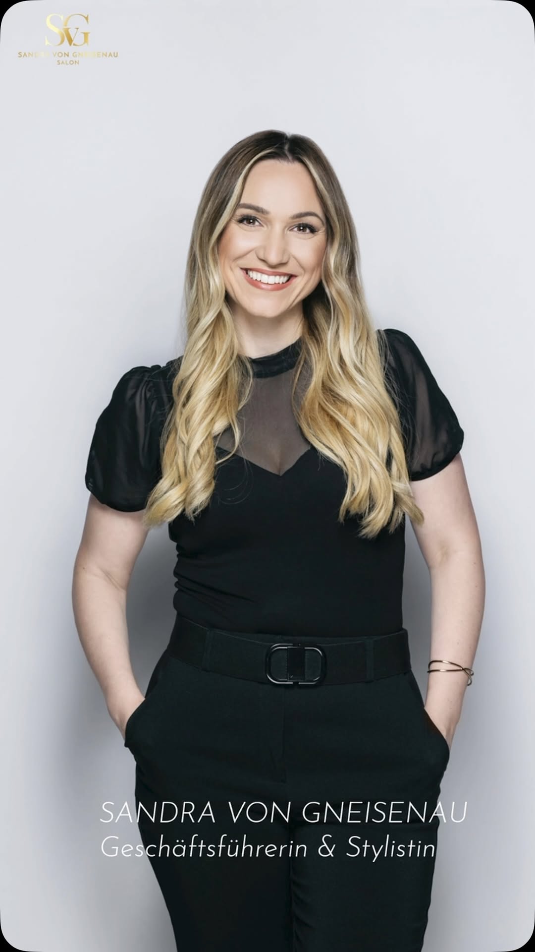 Lerne unser Team kennen!  Hier stellen wir euch unsere großartigen Mitarbeite...